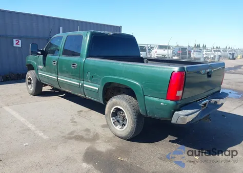 2001 Chevrolet Silverado 2500Hd Lt z USA, uszkodzony, nr VIN 1GCHK23101F153778